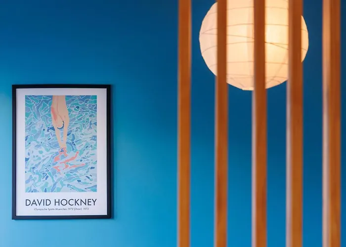 Апартаменты A Pop Of Color By Lovelystay