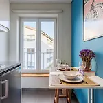 Apartamento A Pop Of Color By Lovelystay Porto