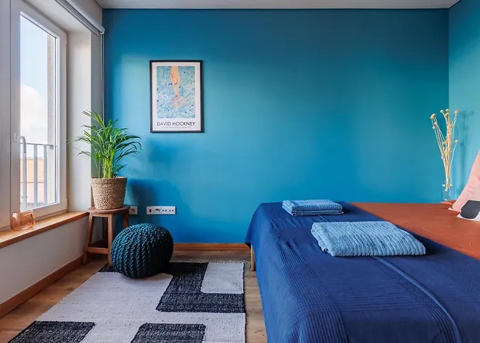 Apartment A Pop Of Color By Lovelystay